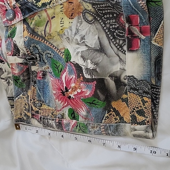 S & D Jeans Print Zip Front Cuffed 2 3/4 Inseam Shorts - European Size 38 - Picture 6 of 10